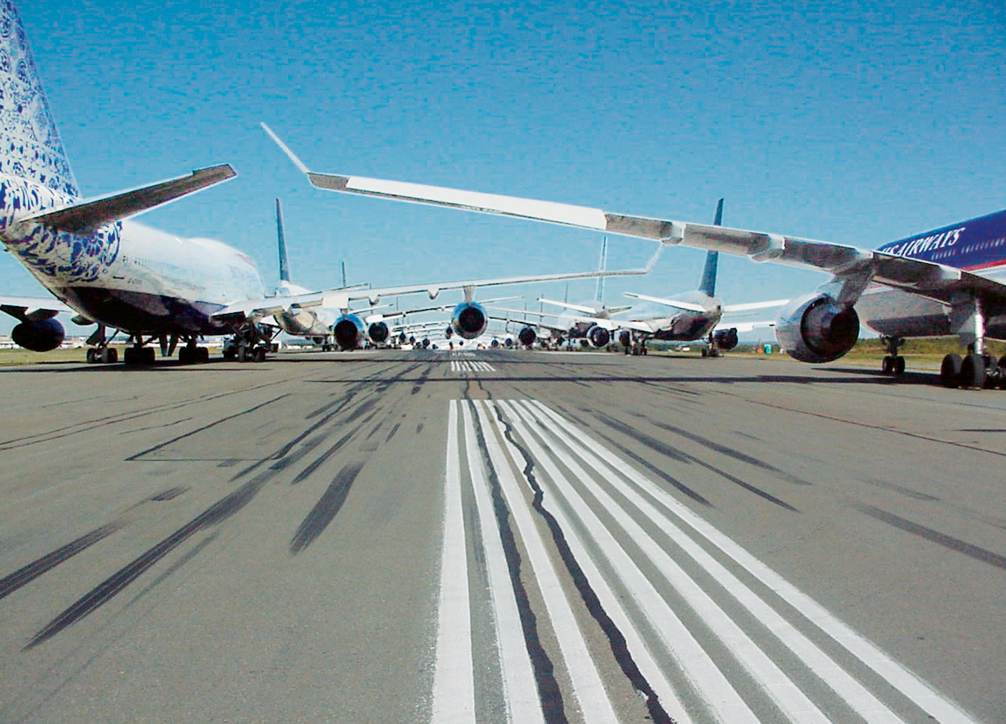 On September 11, 2001, 37 aircraft carrying 6,200 passengers were rerouted to Gander as a result of the terrorist attacks. There the aircraft remained temporarily grounded.
