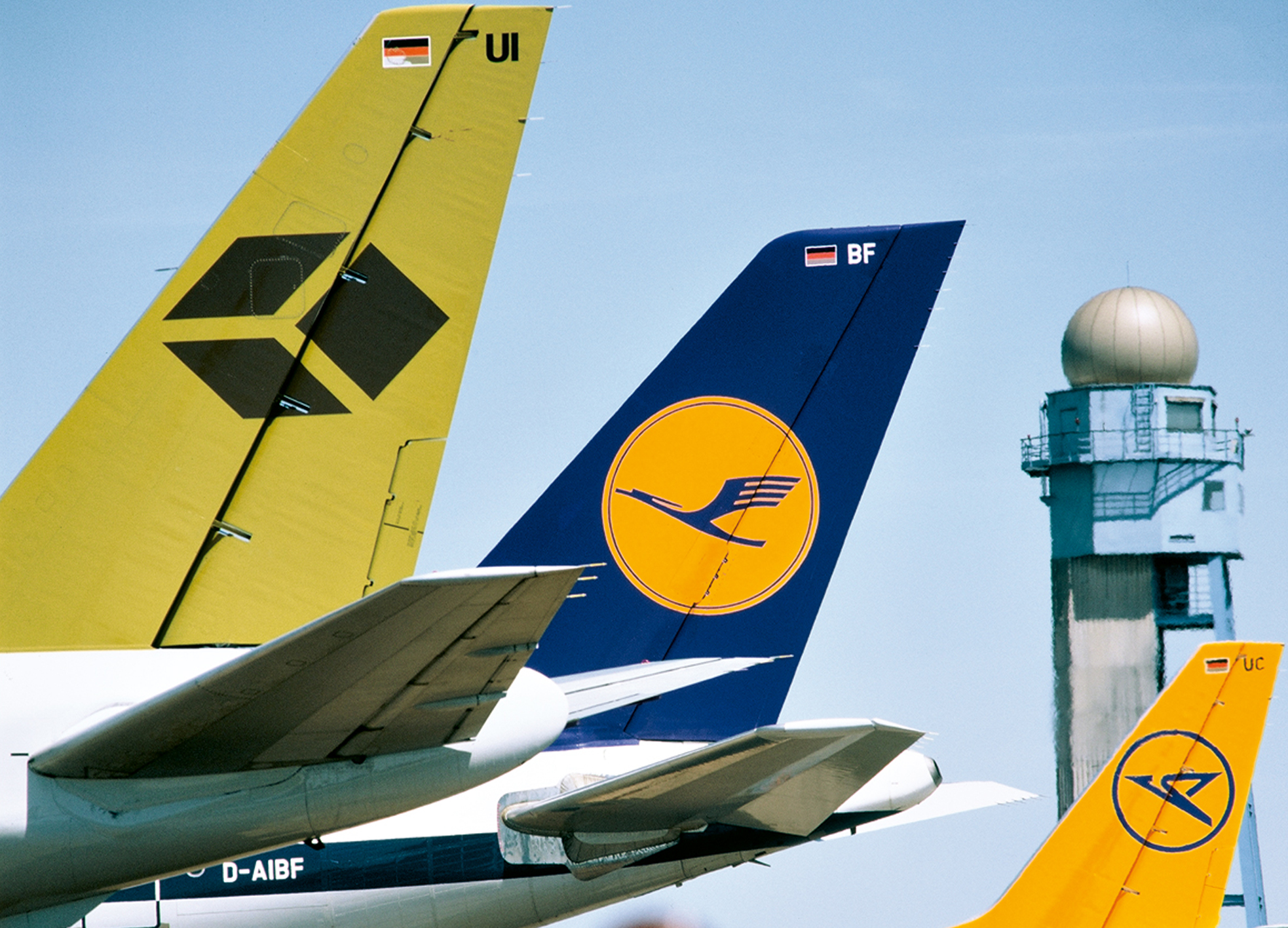 Being busy, in a hurry, pressed for time - these are all features of everyday life. Lufthansa meets  its customers' needs by using state-of-the-art reservations systems and ground handling, offering a timetable in tune with demand and painstakingly maintaining aircraft of the latest generation.